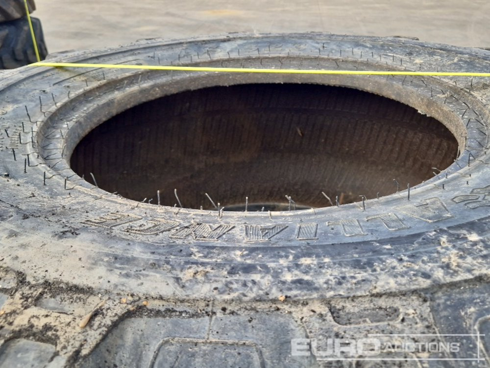 Гума Alliance 405/70-20 Tyre (4 of): снимка 9