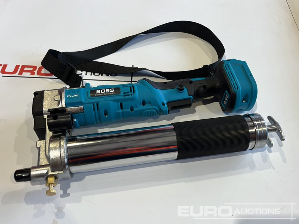 Оборудване за гаражи/ Работилници Boss 21 Volt Lithium Battery Cordless Grease Gun, 2 Batteries, Charger, Case, Shoulder Strap, Extension Pieces and Fittings: снимка 10