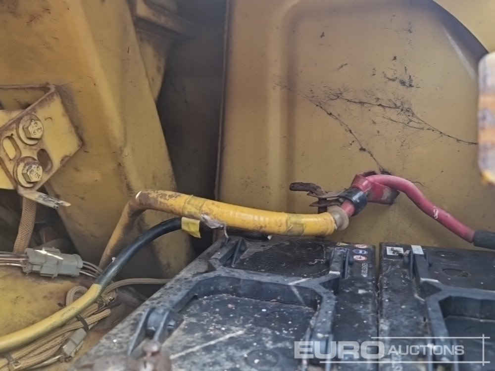 Булдозер CAT D6M LGP: снимка 36