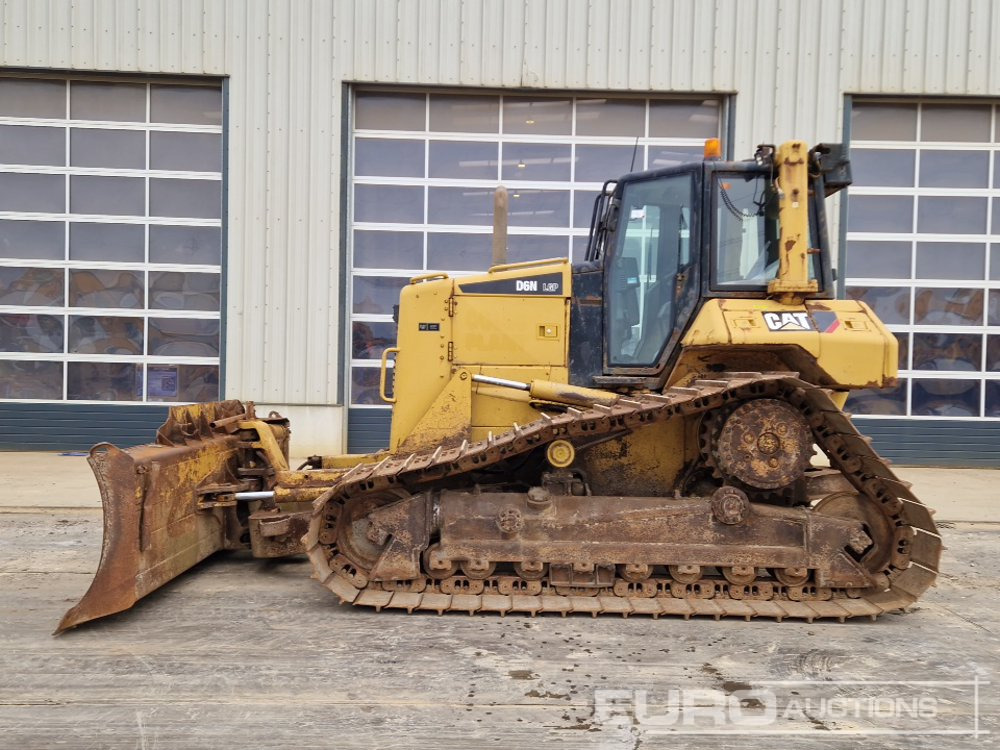 CAT D6N - Булдозер: снимка 2 CAT D6N - Булдозер: снимка 2