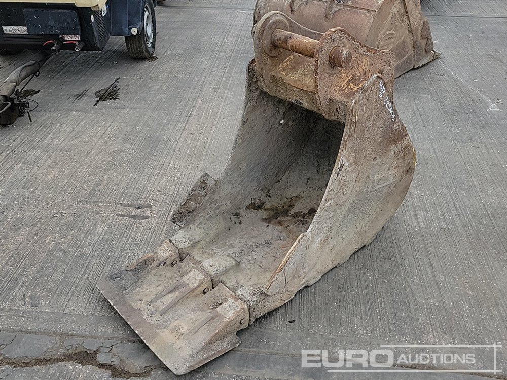 Case 24" Digging Bucket 65mm Pin to suit 13 Ton Excavator - Кофа: снимка 1 Case 24" Digging Bucket 65mm Pin to suit 13 Ton Excavator - Кофа: снимка 1