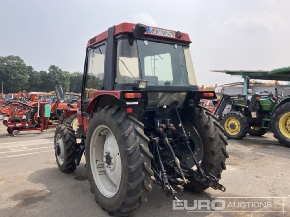 Case International 695 - Трактор: снимка 2 Case International 695 - Трактор: снимка 2