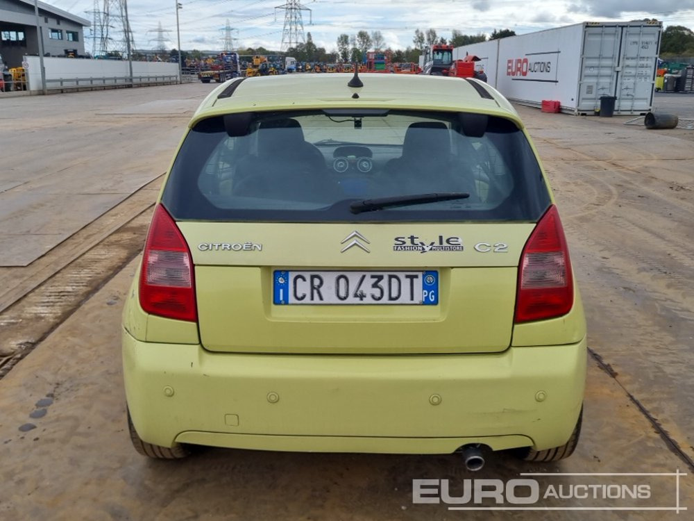 Citroen C2 - Лек автомобил: снимка 4 Citroen C2 - Лек автомобил: снимка 4
