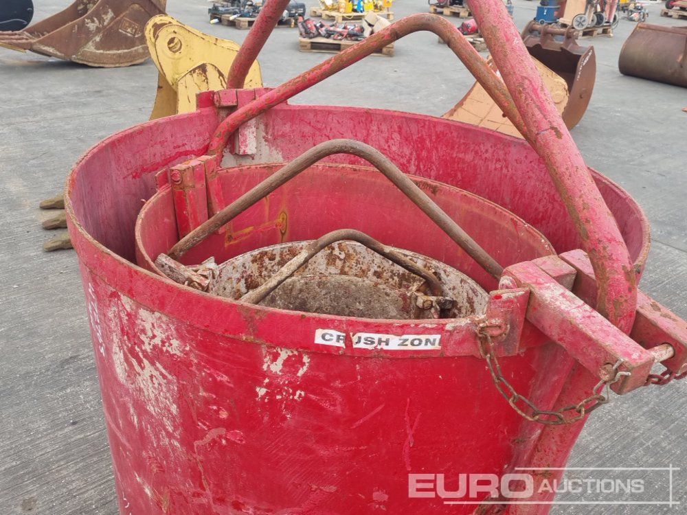 Concrete Bucket to suit Crane (4 of) - Контейнер за мотокар: снимка 3 Concrete Bucket to suit Crane (4 of) - Контейнер за мотокар: снимка 3