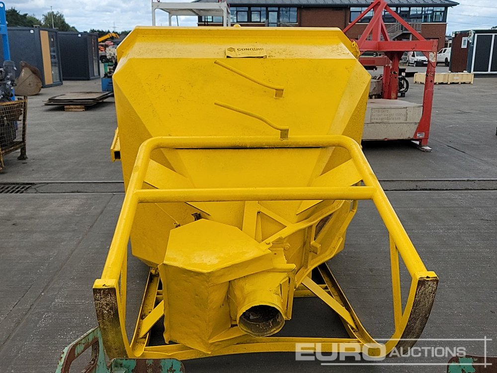 Conquip Concrete Pouring Skip to suit Crane - Контейнер за мотокар: снимка 4 Conquip Concrete Pouring Skip to suit Crane - Контейнер за мотокар: снимка 4