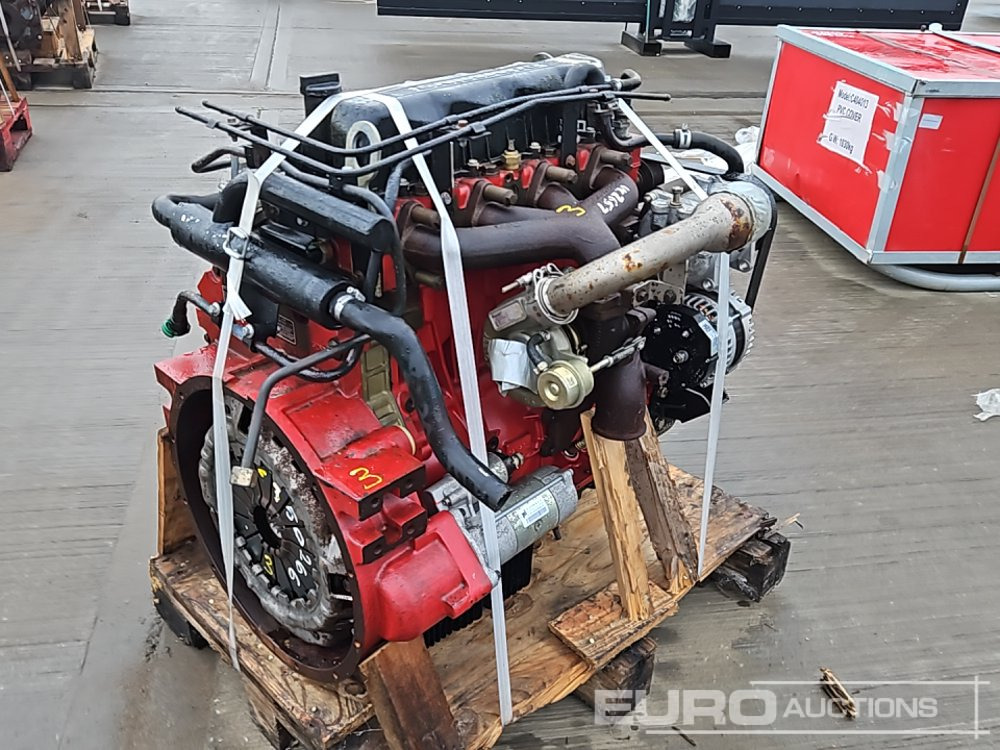 Cummins 4 Cylinder Engine - Двигател: снимка 3 Cummins 4 Cylinder Engine - Двигател: снимка 3