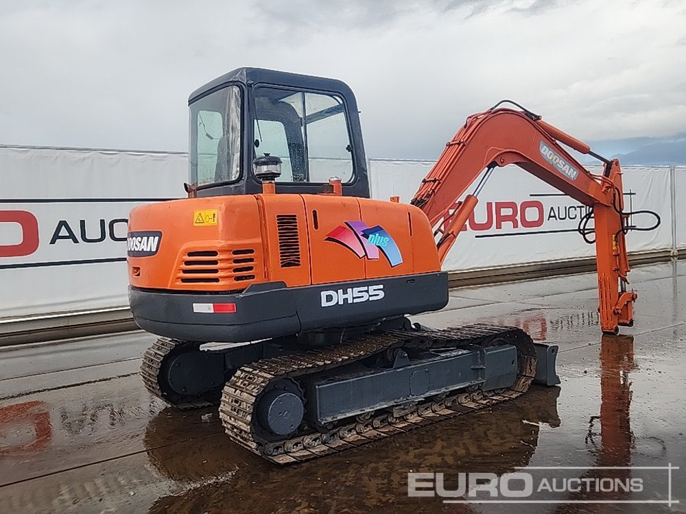 Doosan DH55-V - Мини багер: снимка 5 Doosan DH55-V - Мини багер: снимка 5