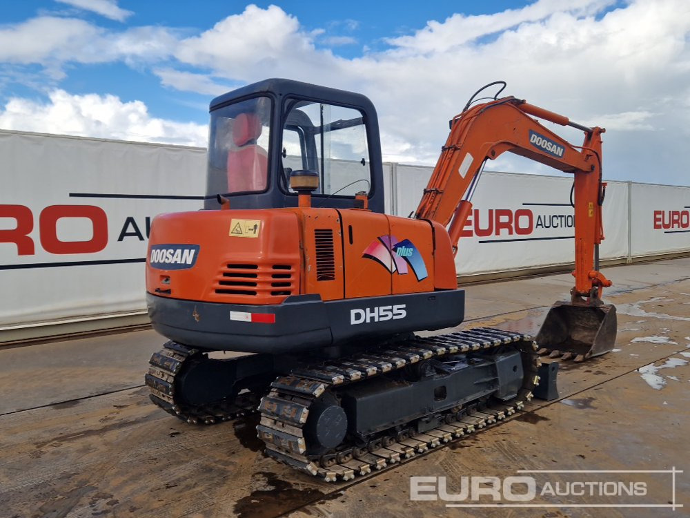 Doosan DH55-V - Мини багер: снимка 3 Doosan DH55-V - Мини багер: снимка 3