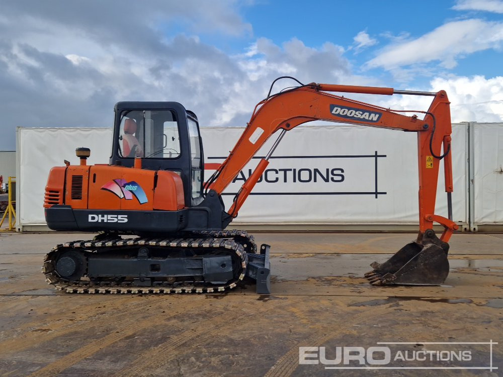 Doosan DH55-V - Мини багер: снимка 4 Doosan DH55-V - Мини багер: снимка 4