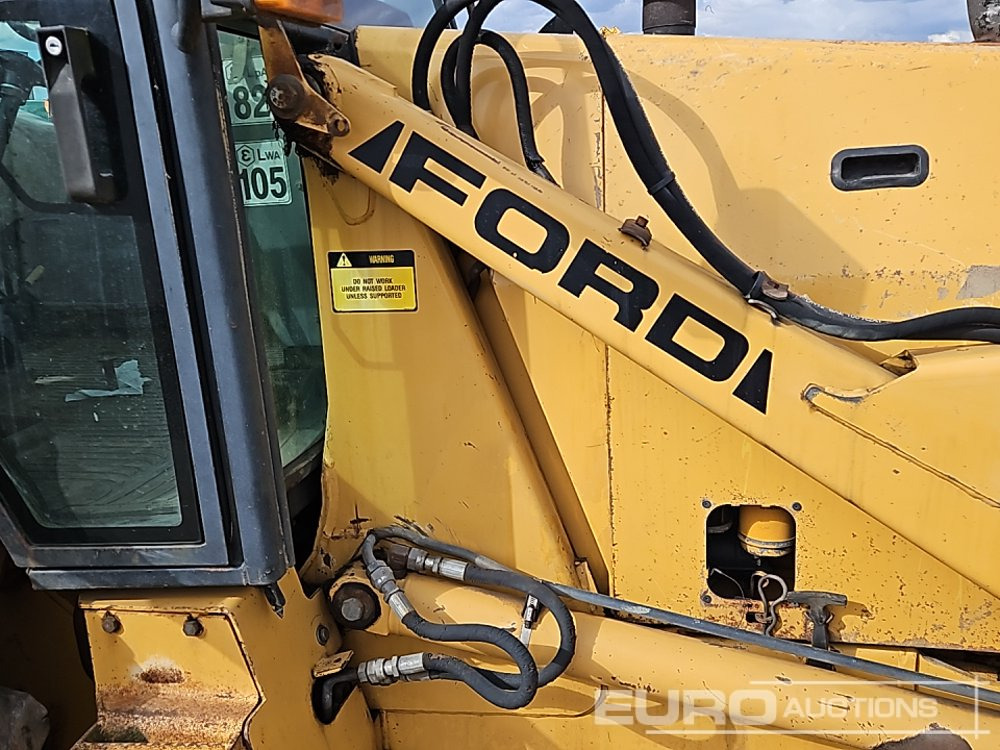 Багер-товарач Ford 675D: снимка 13