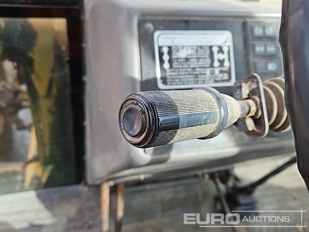 Багер-товарач Ford 675D: снимка 38