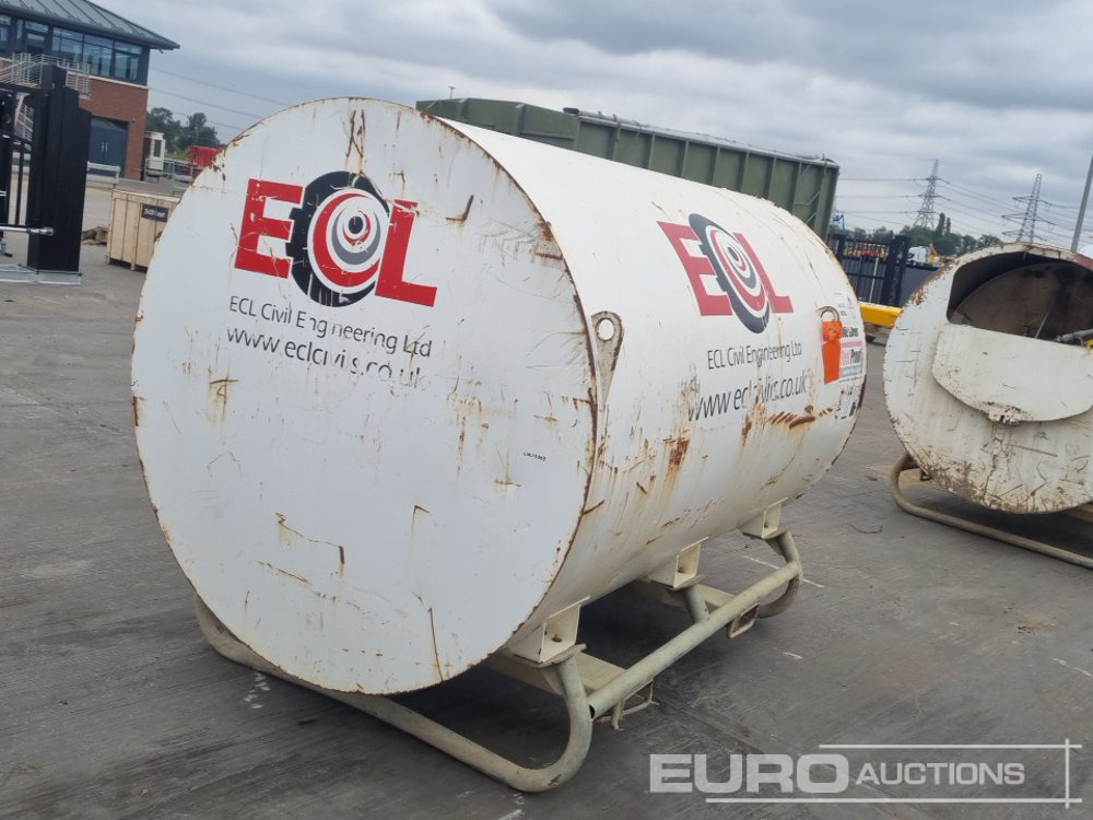 Fuel Proof 3000 Litre Bunded Fuel Bowser, Manual Pump - Резервоар за съхранение: снимка 5 Fuel Proof 3000 Litre Bunded Fuel Bowser, Manual Pump - Резервоар за съхранение: снимка 5