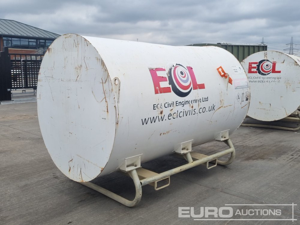 Fuel Proof 3000 Litre Bunded Fuel Bowser - Резервоар за съхранение: снимка 5 Fuel Proof 3000 Litre Bunded Fuel Bowser - Резервоар за съхранение: снимка 5