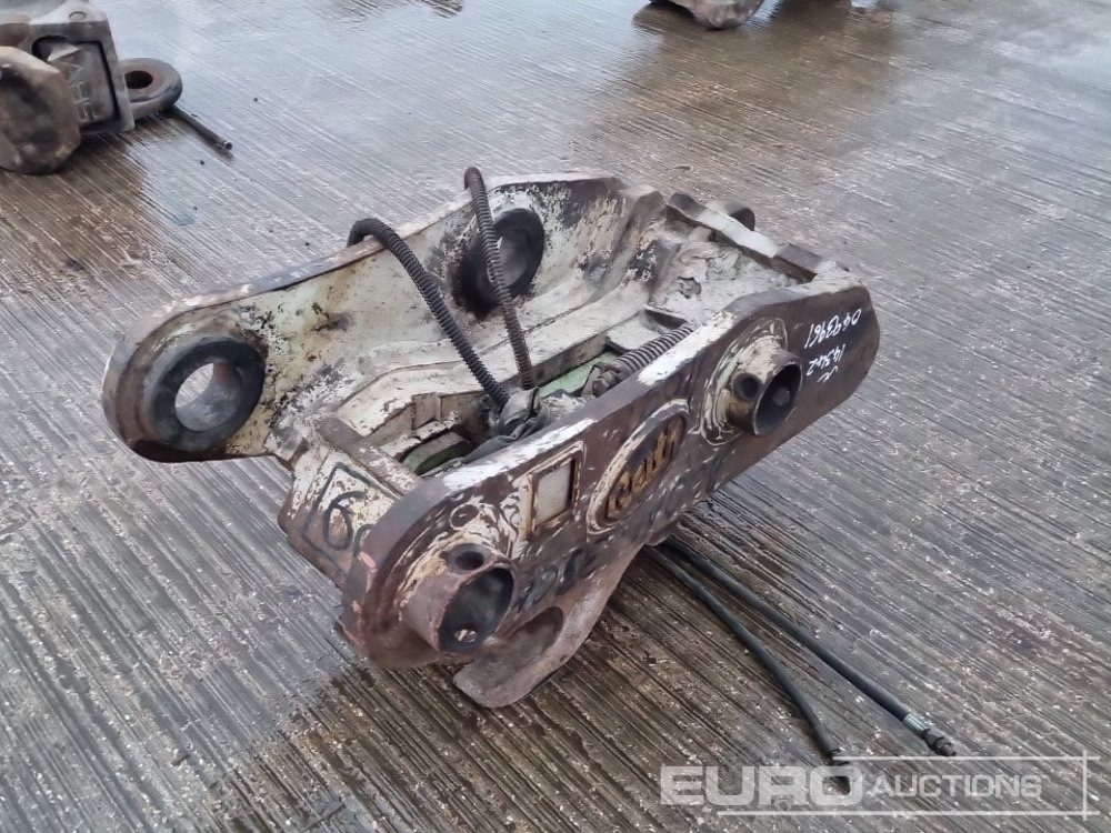 Geith Hydraulic Double Lock Quick Hitch 80mm Pin to suit 20 Ton Excavator - Бързо сменник: снимка 1 Geith Hydraulic Double Lock Quick Hitch 80mm Pin to suit 20 Ton Excavator - Бързо сменник: снимка 1