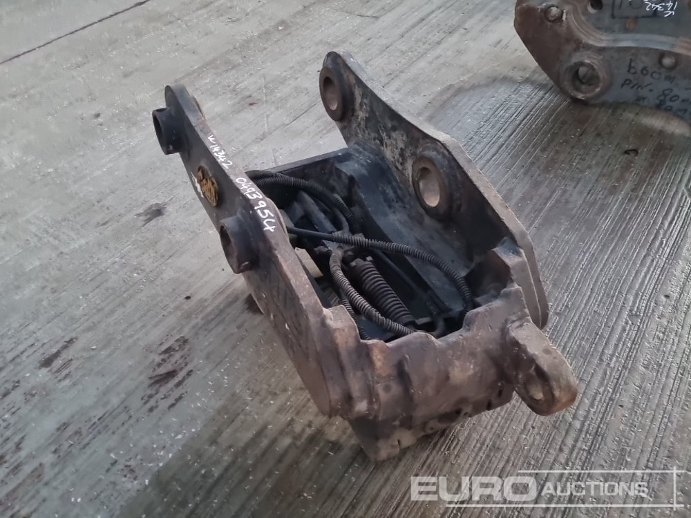 Geith Hydraulic Double Lock Quick Hitch 80mm Pin to suit 20 Ton Excavator - Бързо сменник: снимка 3 Geith Hydraulic Double Lock Quick Hitch 80mm Pin to suit 20 Ton Excavator - Бързо сменник: снимка 3