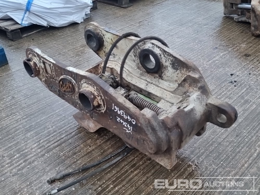 Geith Hydraulic Double Lock Quick Hitch 80mm Pin to suit 20 Ton Excavator - Бързо сменник: снимка 3 Geith Hydraulic Double Lock Quick Hitch 80mm Pin to suit 20 Ton Excavator - Бързо сменник: снимка 3
