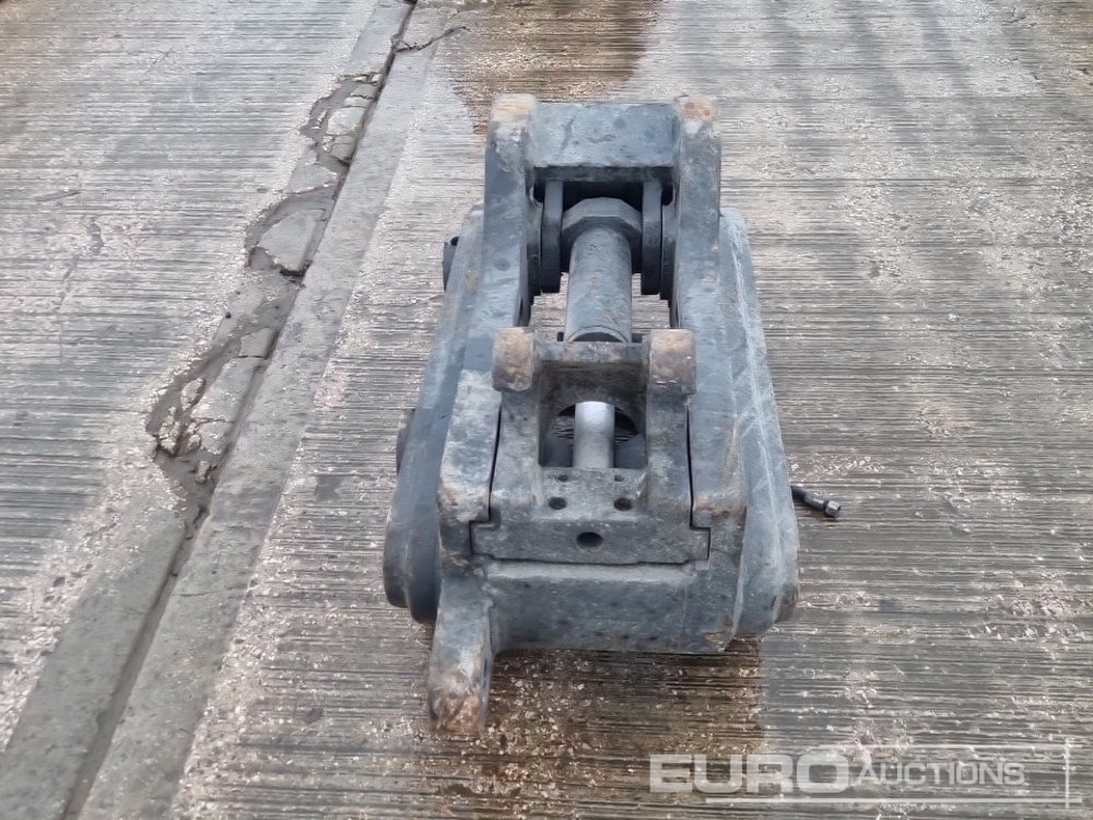 Geith Hydraulic Quick Hitch 80mm Pin to suit 20 Ton Excavator - Бързо сменник: снимка 4 Geith Hydraulic Quick Hitch 80mm Pin to suit 20 Ton Excavator - Бързо сменник: снимка 4