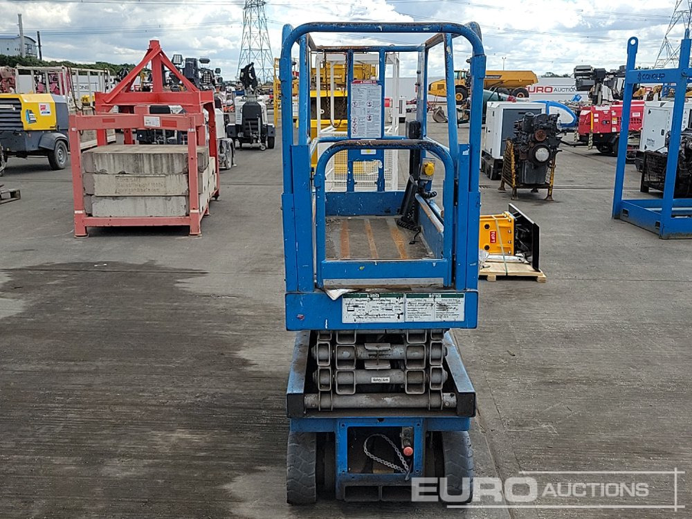 Genie GS1930 - Работна площадка: снимка 4 Genie GS1930 - Работна площадка: снимка 4