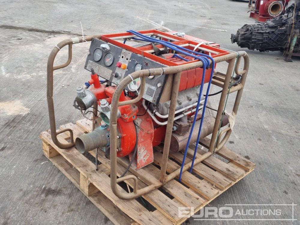 Godiva 3.5"Waterpump, 4 Cylinder Engine - Водна помпа: снимка 1 Godiva 3.5"Waterpump, 4 Cylinder Engine - Водна помпа: снимка 1