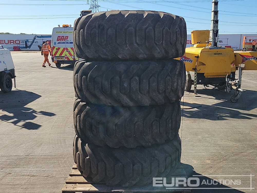 Goodyear 15.5-25 Tyre (4 of) - Гума: снимка 3 Goodyear 15.5-25 Tyre (4 of) - Гума: снимка 3