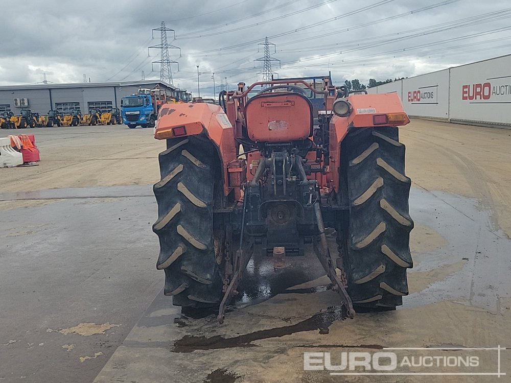 Hinomoto E324 - Малък трактор: снимка 4 Hinomoto E324 - Малък трактор: снимка 4