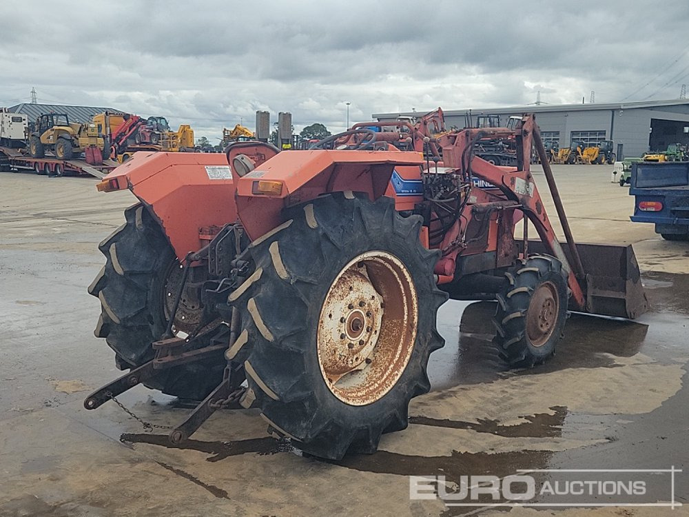 Hinomoto E324 - Малък трактор: снимка 5 Hinomoto E324 - Малък трактор: снимка 5