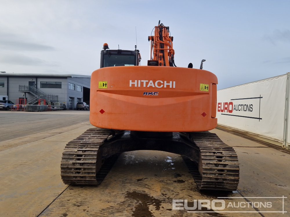 Hitachi ZX225USLC-3 - Верижен багер: снимка 4 Hitachi ZX225USLC-3 - Верижен багер: снимка 4