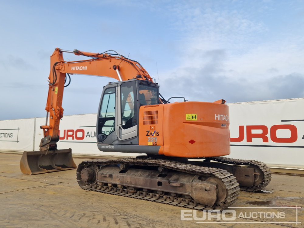 Hitachi ZX225USLC-3 - Верижен багер: снимка 3 Hitachi ZX225USLC-3 - Верижен багер: снимка 3