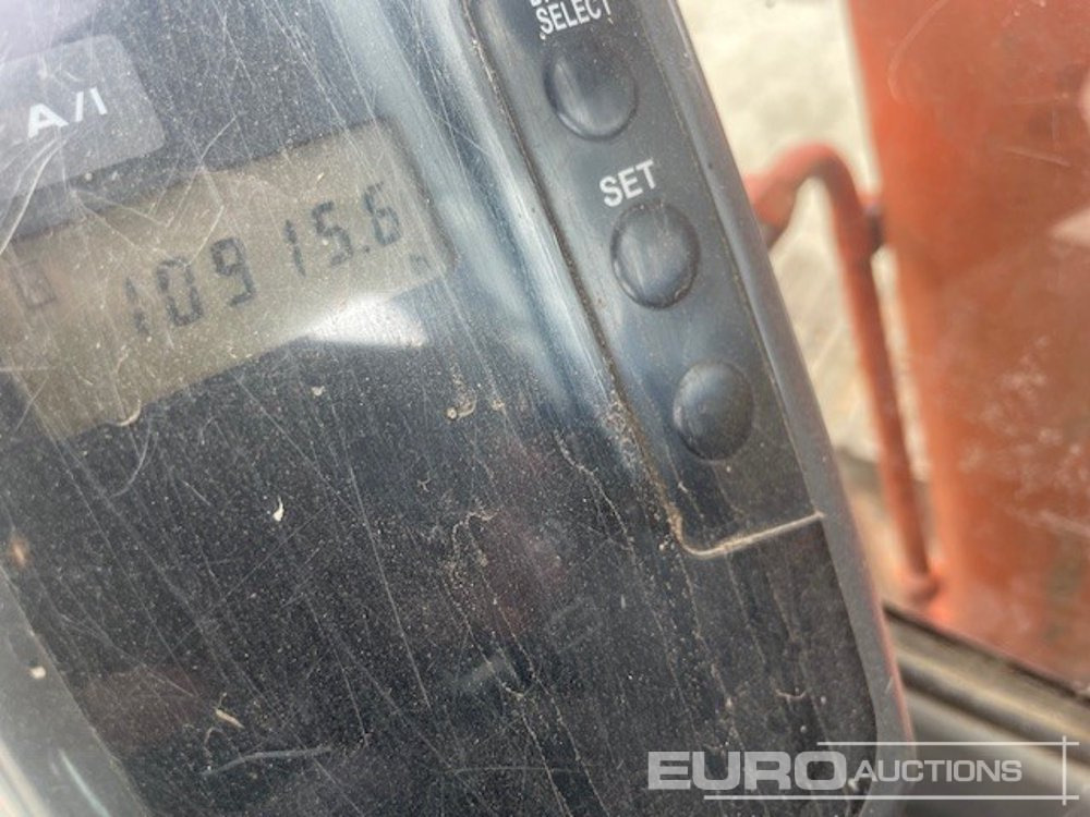 Мини багер Hitachi ZX70: снимка 9