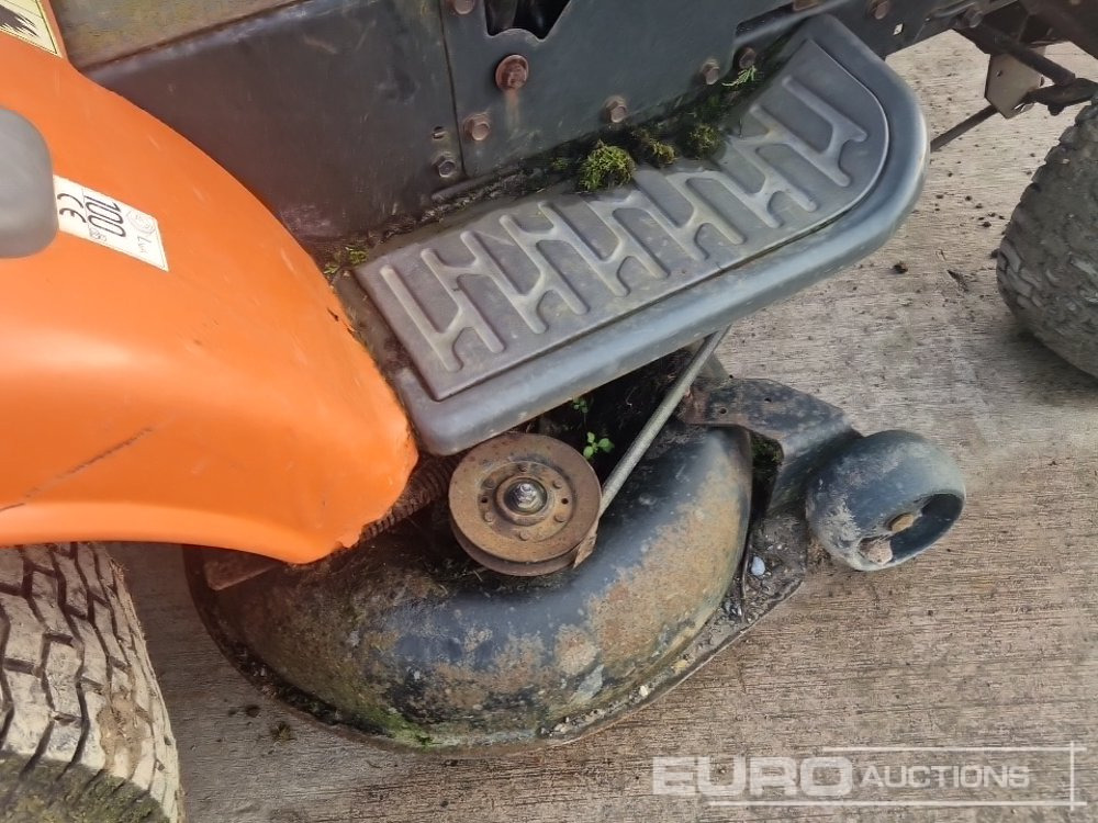Косачка за трева Husqvarna Petrol Ride on Lawnmower (Non Runner): снимка 20