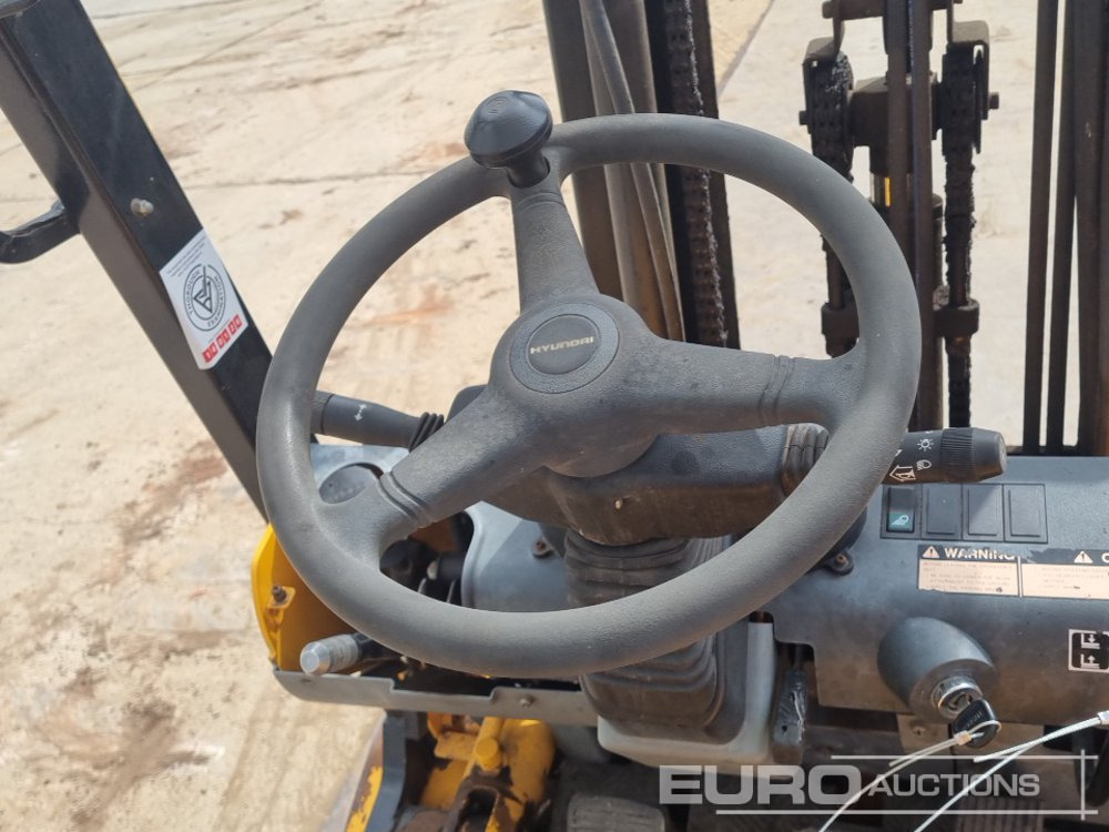 Мотокар Hyundai HDF30-5: снимка 24