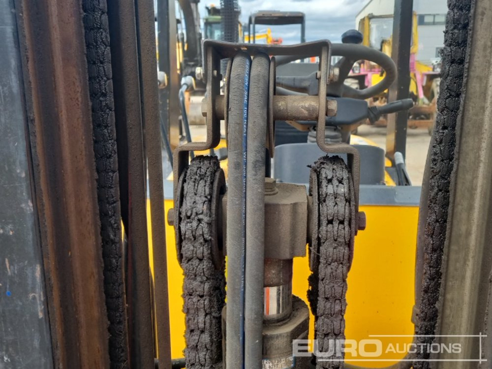 Мотокар Hyundai HDF30-5: снимка 20
