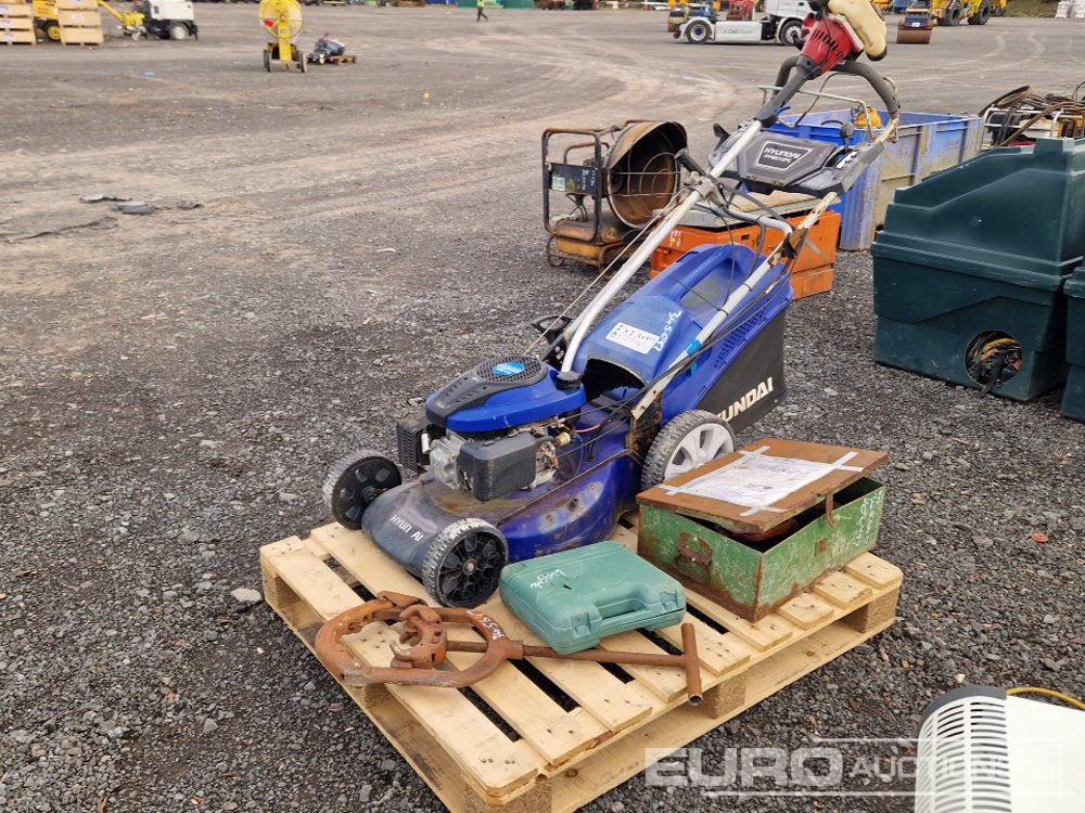 Hyundai Petrol Lawn Mower, Homeelite Strimmer, 6" Pipe Cutter, 240 Volt Drill, Pipeline Drilling Kit - Строително оборудване: снимка 1 Hyundai Petrol Lawn Mower, Homeelite Strimmer, 6" Pipe Cutter, 240 Volt Drill, Pipeline Drilling Kit - Строително оборудване: снимка 1