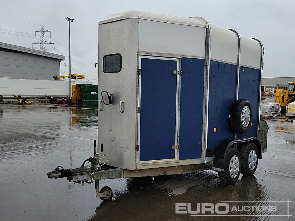 Ifor Williams 2.34 TON - Ремарке за строителна техника: снимка 1 Ifor Williams 2.34 TON - Ремарке за строителна техника: снимка 1