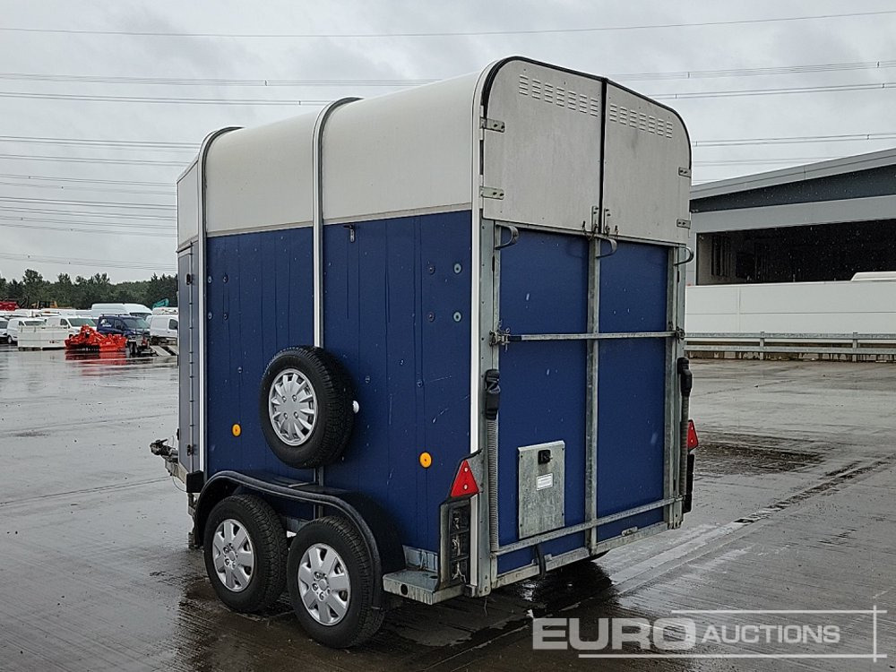 Ifor Williams 2.34 TON - Ремарке за строителна техника: снимка 3 Ifor Williams 2.34 TON - Ремарке за строителна техника: снимка 3