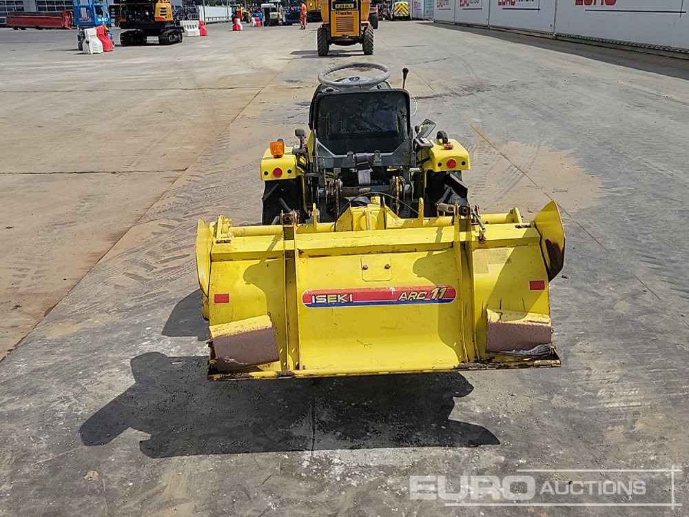 Iseki TC13 - Малък трактор: снимка 4 Iseki TC13 - Малък трактор: снимка 4