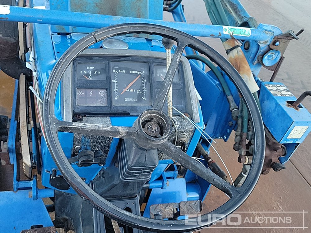 Малък трактор Iseki TL2101: снимка 38 Малък трактор Iseki TL2101: снимка 38