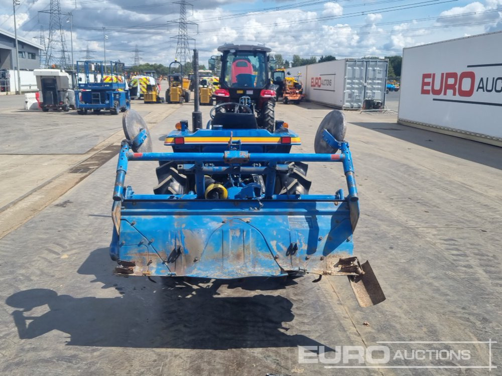 Iseki TU180 - Малък трактор: снимка 4 Iseki TU180 - Малък трактор: снимка 4