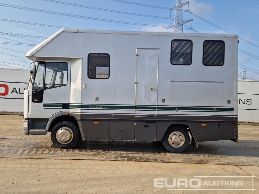 Iveco Ford 75E15K - За превоз на животни камион: снимка 2 Iveco Ford 75E15K - За превоз на животни камион: снимка 2