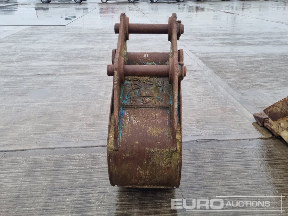 JCB 18" Digging Bucket 65mm Pin to suit 13 Ton Excavator - Кофа: снимка 4 JCB 18" Digging Bucket 65mm Pin to suit 13 Ton Excavator - Кофа: снимка 4