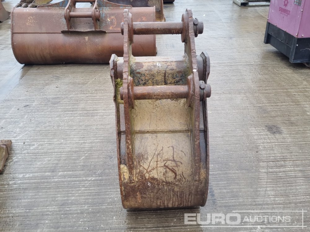 JCB 22" Digging Bucket 65mm Pin to suit 13 Ton Excavator - Кофа: снимка 4 JCB 22" Digging Bucket 65mm Pin to suit 13 Ton Excavator - Кофа: снимка 4