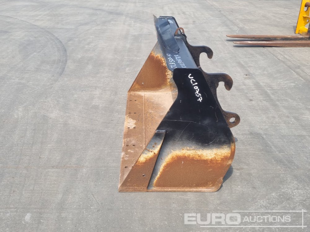 JCB 50" Loading Bucket to suit JCB Telehandler - Кофа: снимка 2 JCB 50" Loading Bucket to suit JCB Telehandler - Кофа: снимка 2