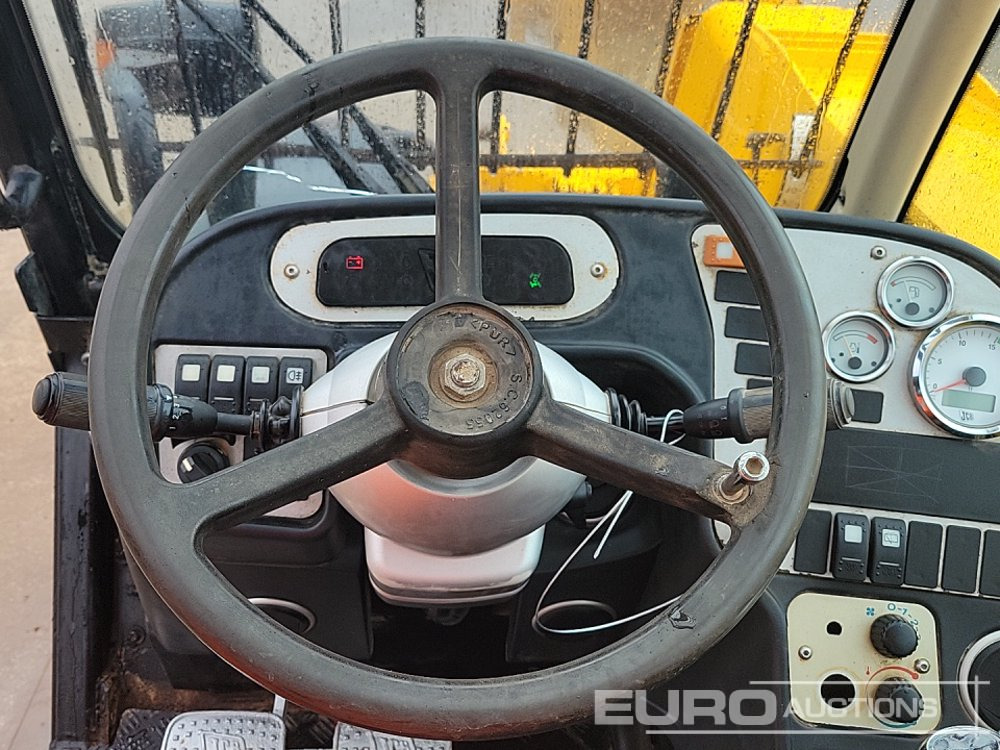 Телескопичен товарач JCB 531-70: снимка 29