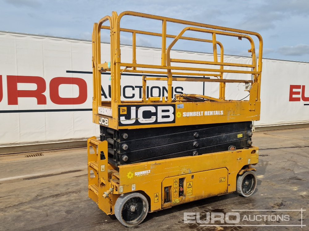 JCB Electric Scissor Lift, Non Marking Tyres - Работна площадка: снимка 1 JCB Electric Scissor Lift, Non Marking Tyres - Работна площадка: снимка 1