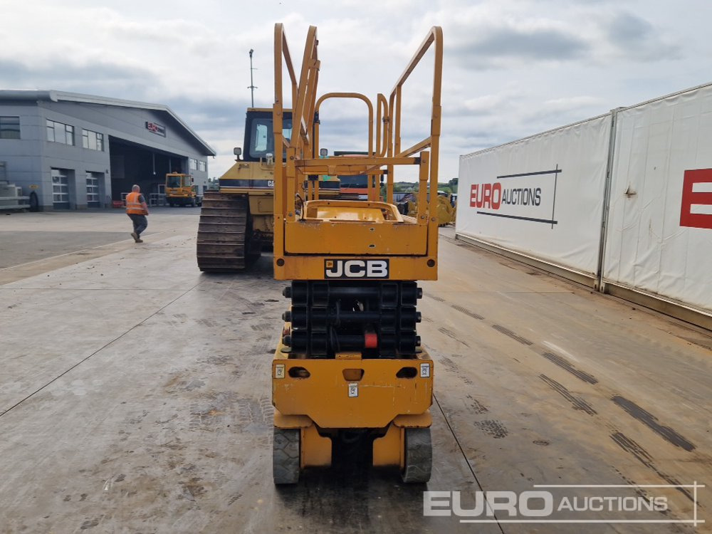 JCB Electric Scissor Lift, Non Marking Tyres - Работна площадка: снимка 4 JCB Electric Scissor Lift, Non Marking Tyres - Работна площадка: снимка 4