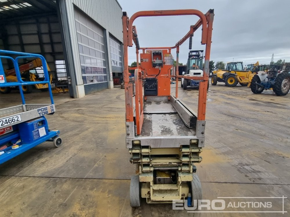 JLG 1930ES - Работна площадка: снимка 4 JLG 1930ES - Работна площадка: снимка 4