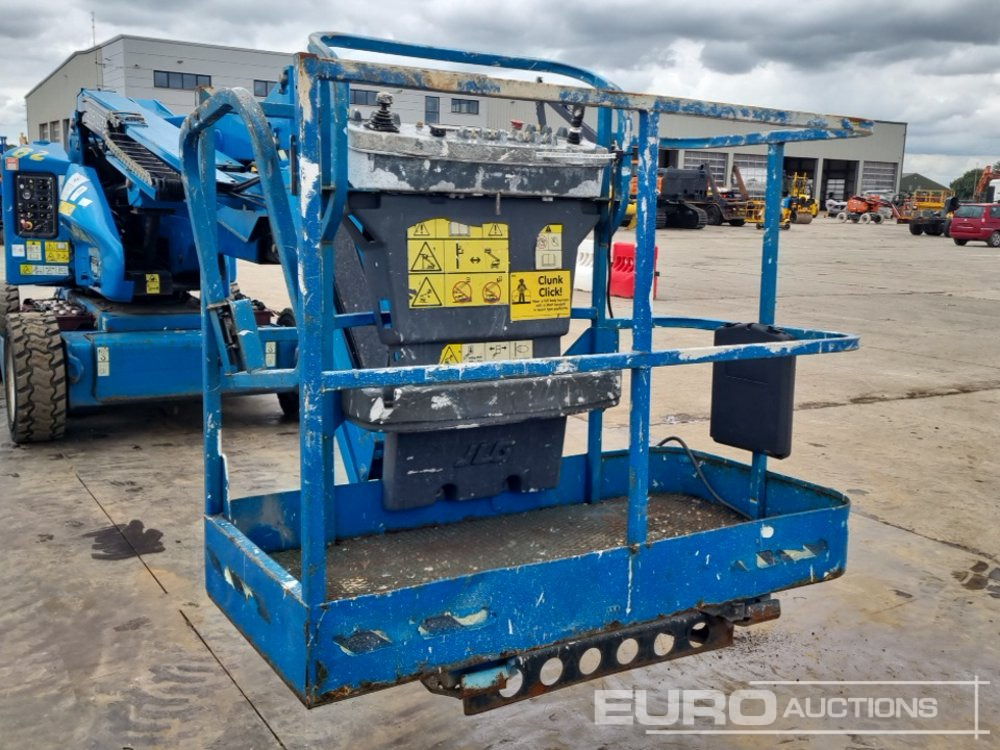 Работна площадка JLG M450AJ: снимка 27