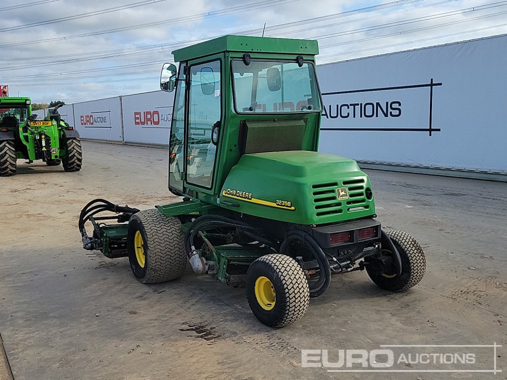 John Deere 3235B - Косачка за трева: снимка 3 John Deere 3235B - Косачка за трева: снимка 3