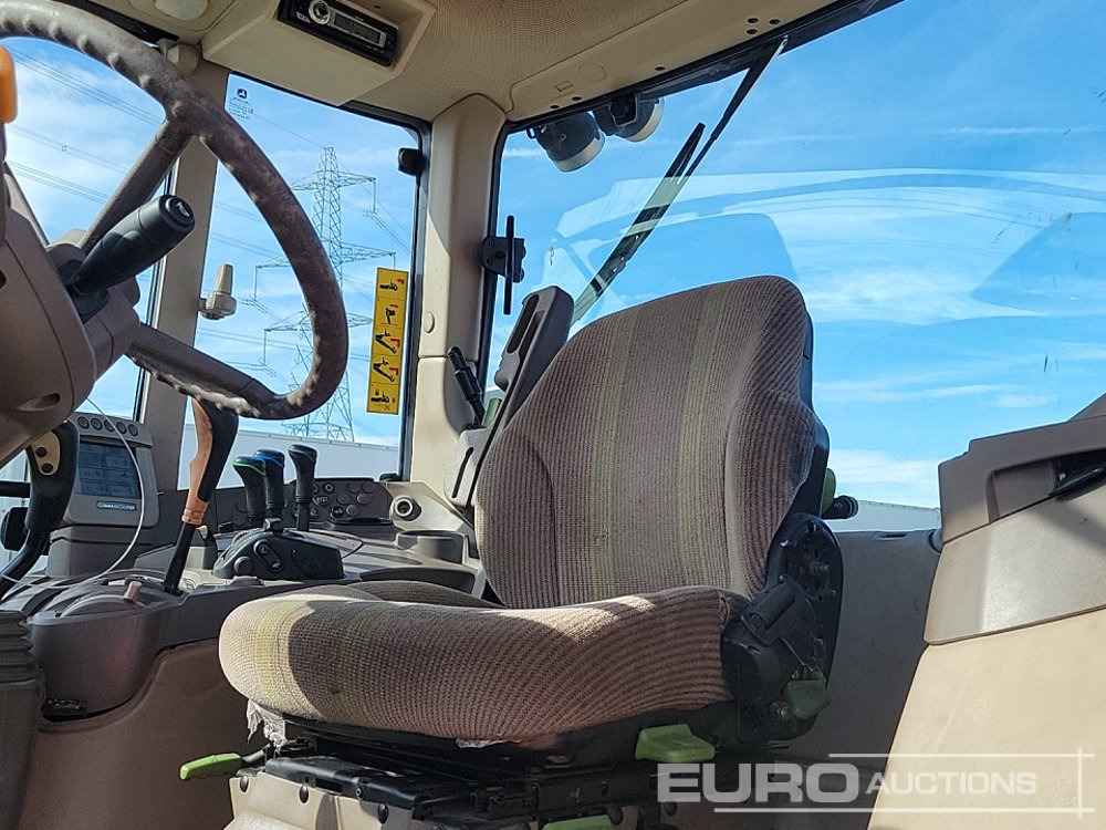 Трактор John Deere 6330 Premium: снимка 31