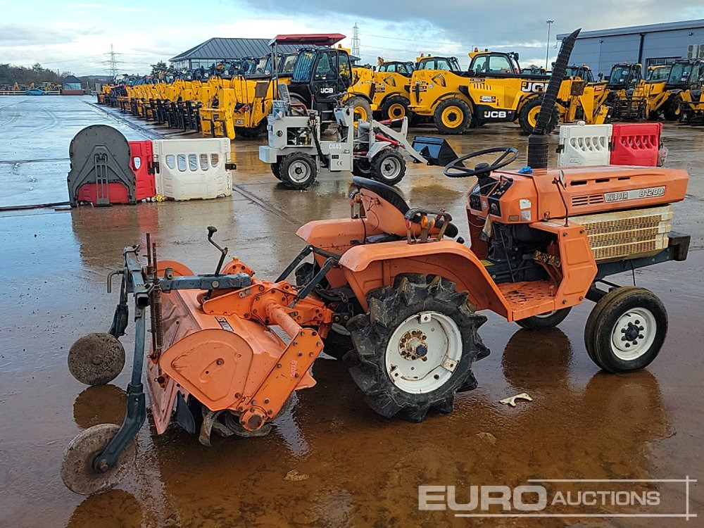 Kubota B1200 - Малък трактор: снимка 5 Kubota B1200 - Малък трактор: снимка 5